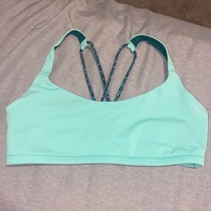 teal lululemon sports bra!